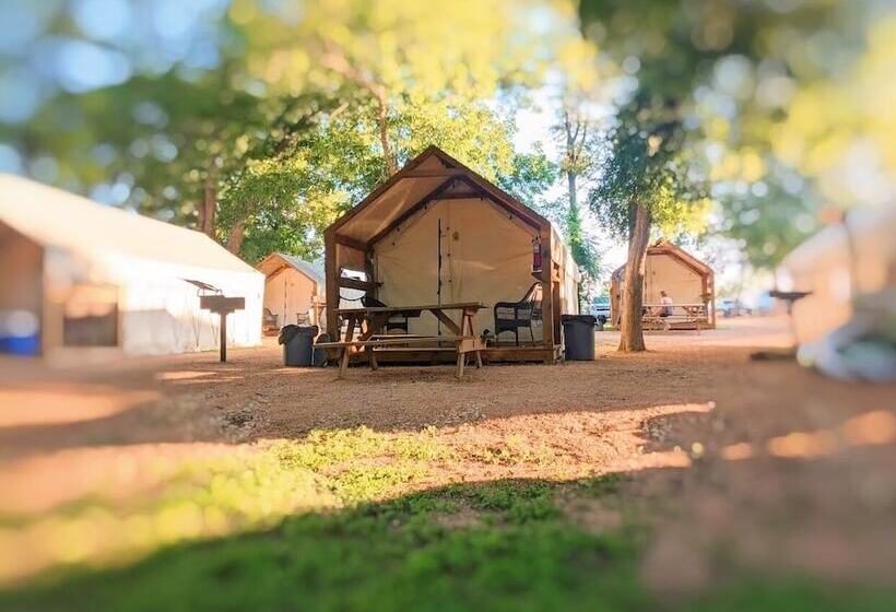 15 Blue River Camp   Glamping Cabin
