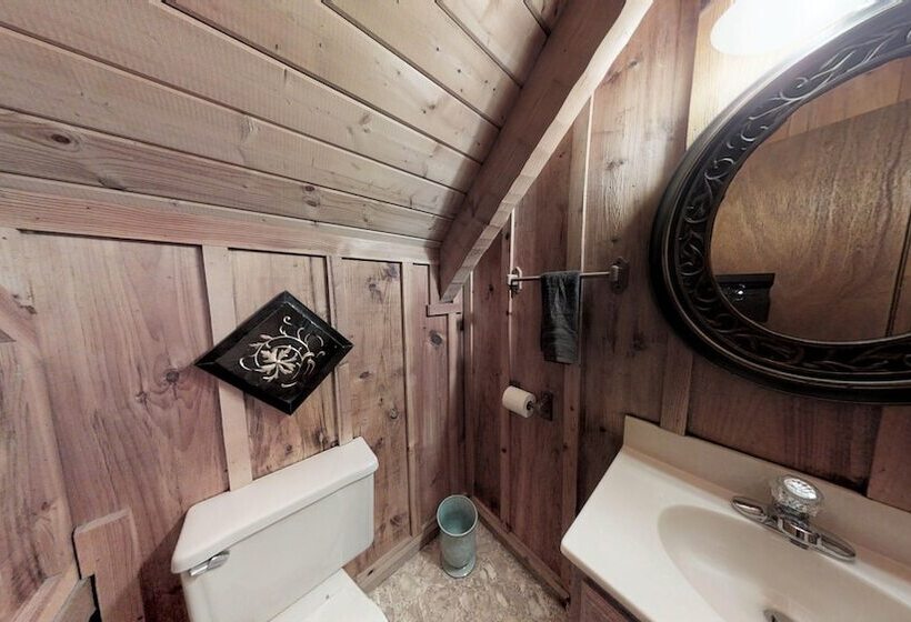 A Love Shack