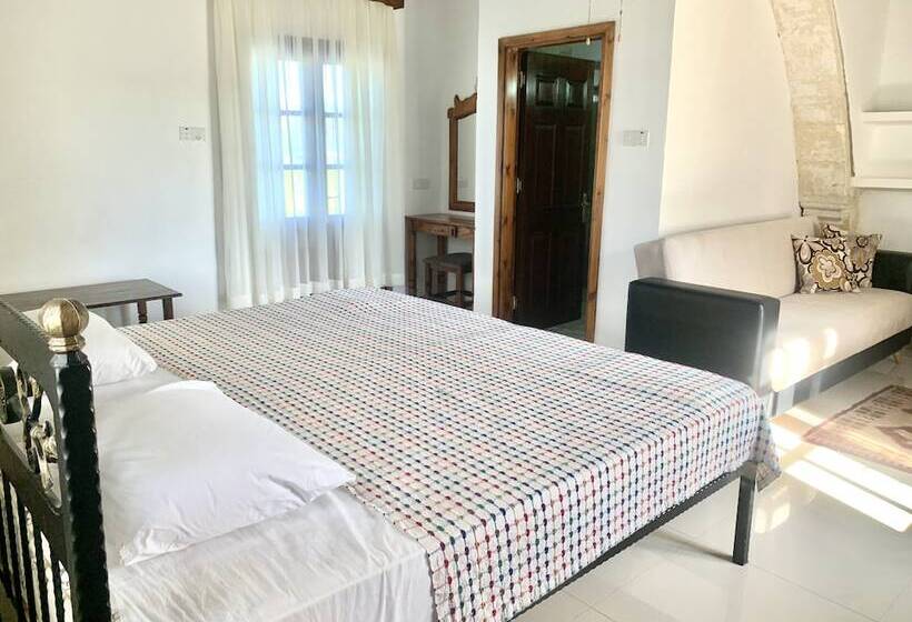 تختخواب و صبحانه Villa Lembos