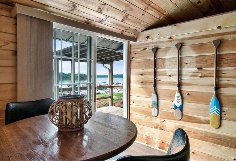Cabin At Lakeside