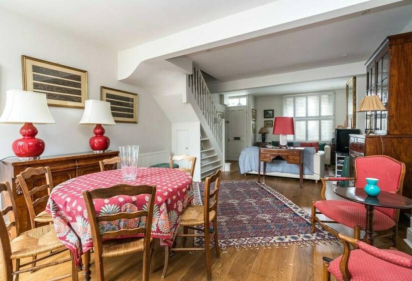 Charming 2bd Garden House  Hammersmith