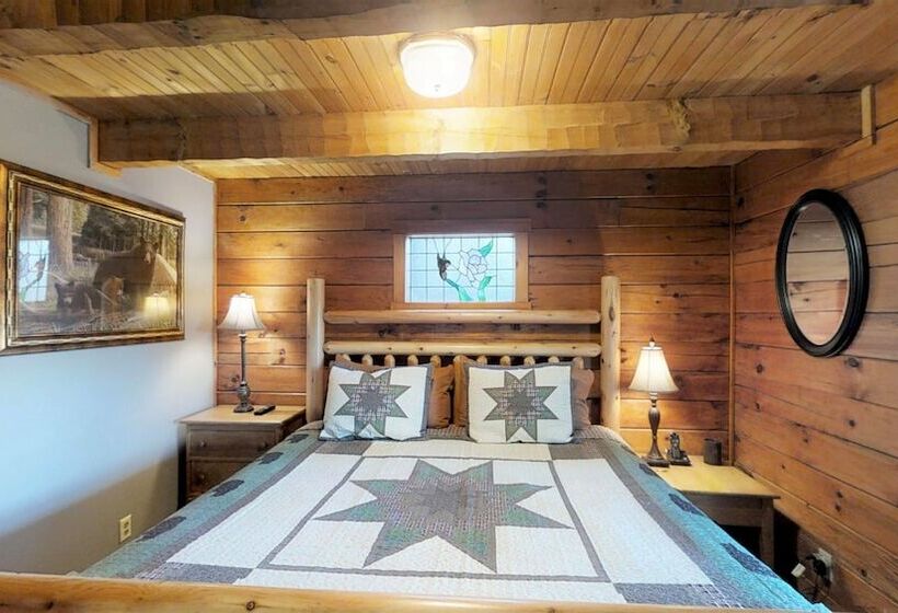 Cozy Cottage