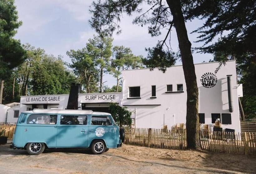 Hostel Manusurf