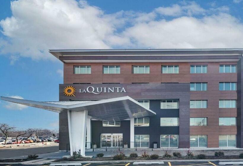 هتل La Quinta By Wyndham Chicago O Hare Airport