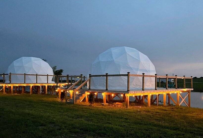 酒店 Lake Serenity Ranch