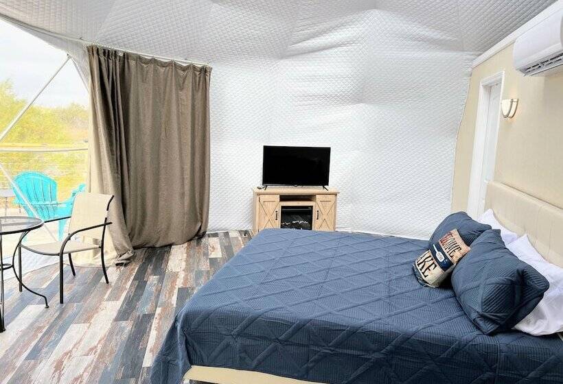 酒店 Lake Serenity Ranch