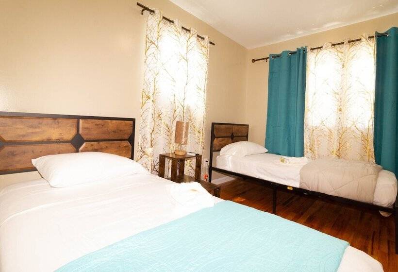 فندق ريفى Cheerful & Beautiful 3 Bedroom Ranch