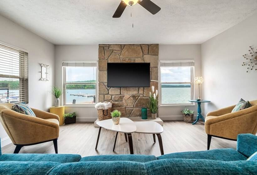 Lakeside Cottage