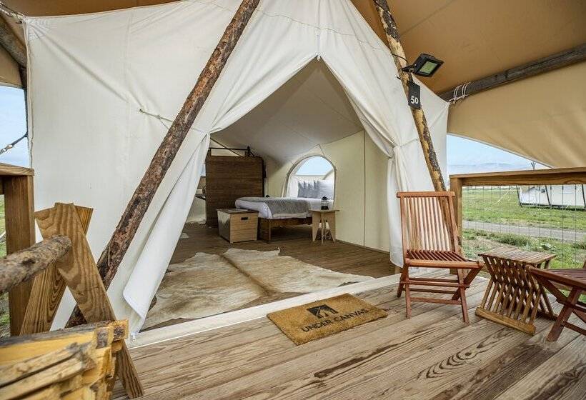 Курорт Under Canvas North Yellowstone   Paradise Valley