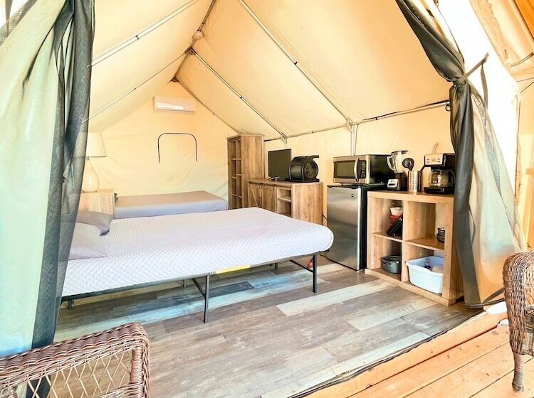 Son S Blue River Camp Glamping Cabin R