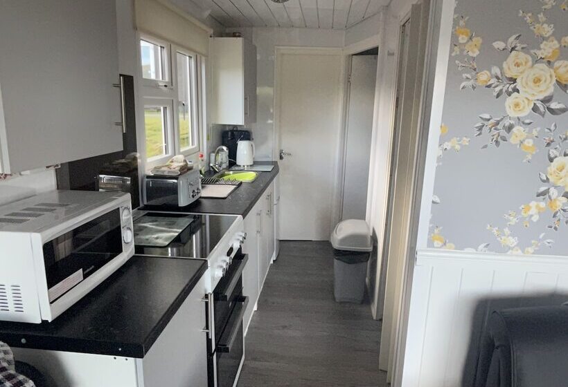 Beautiful 2 Bed Chalet In Aberystwyth