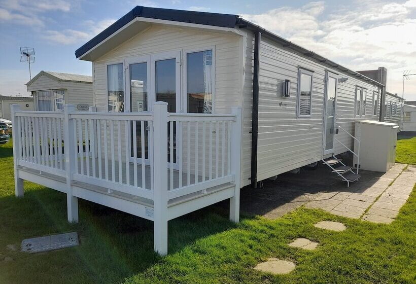 בית מלון כפרי Beautiful 3 Bed Caravan In Walton On The Naze