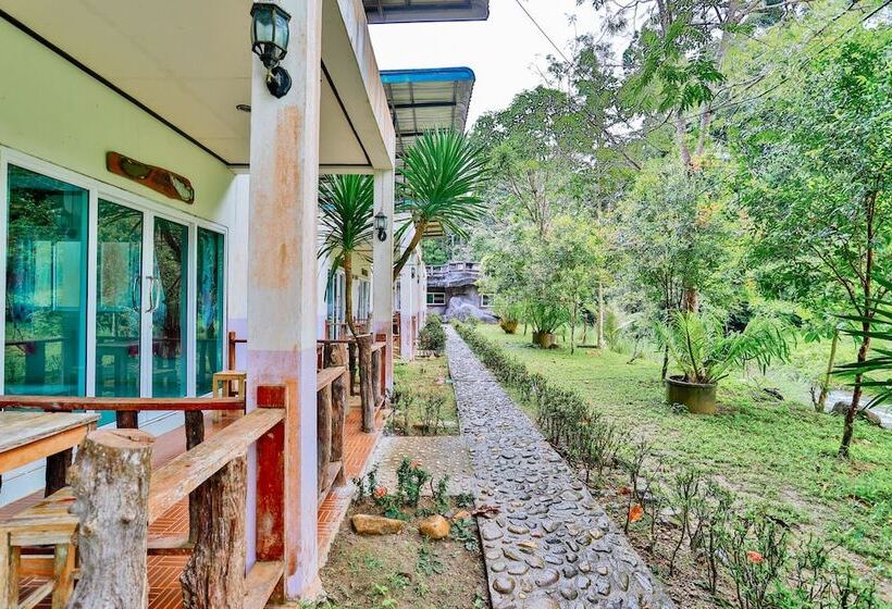 酒店 Ingthara Resort