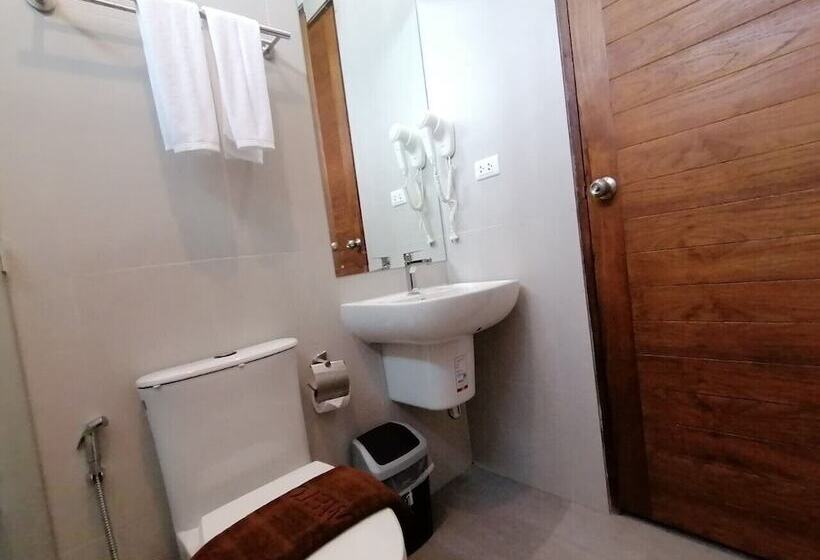 هتل Jr Place At Klong Muang Beach Krabi