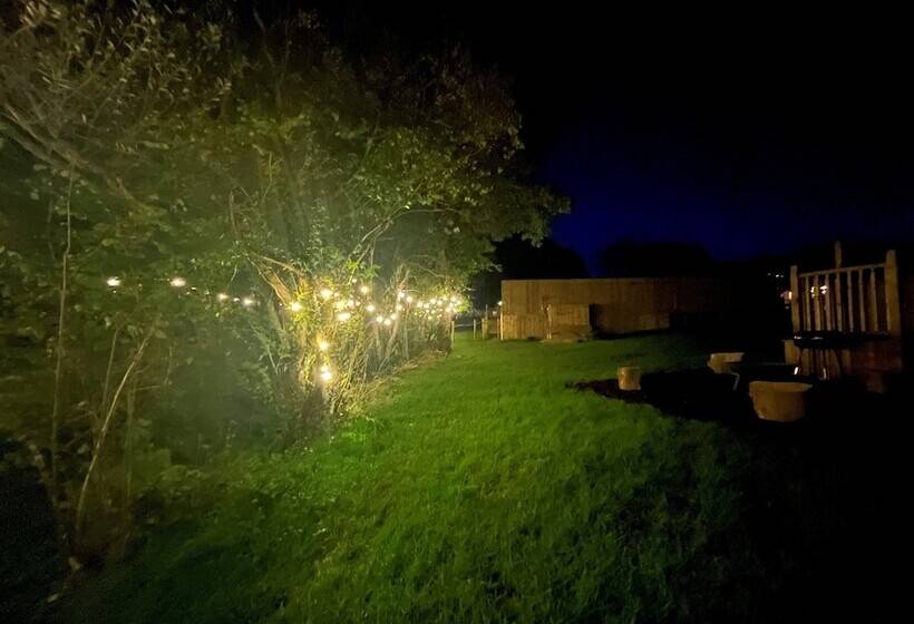 فندق Moonlight Dome Tent