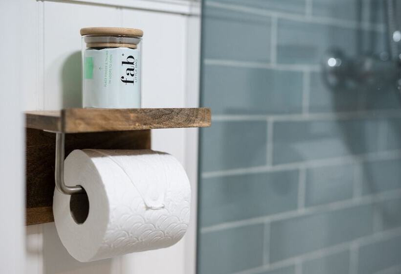 Hovell Hall  Country B&b