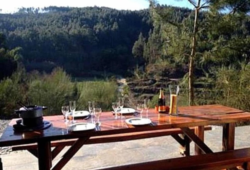 דירת נופש Beautiful 2 Bed House   Marco De Canaveses