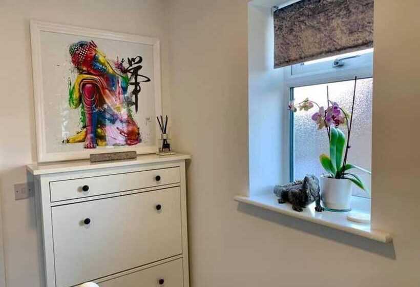 דירת נופש Charming 3 Bed House In Bedworth Nec, Bhx Airport