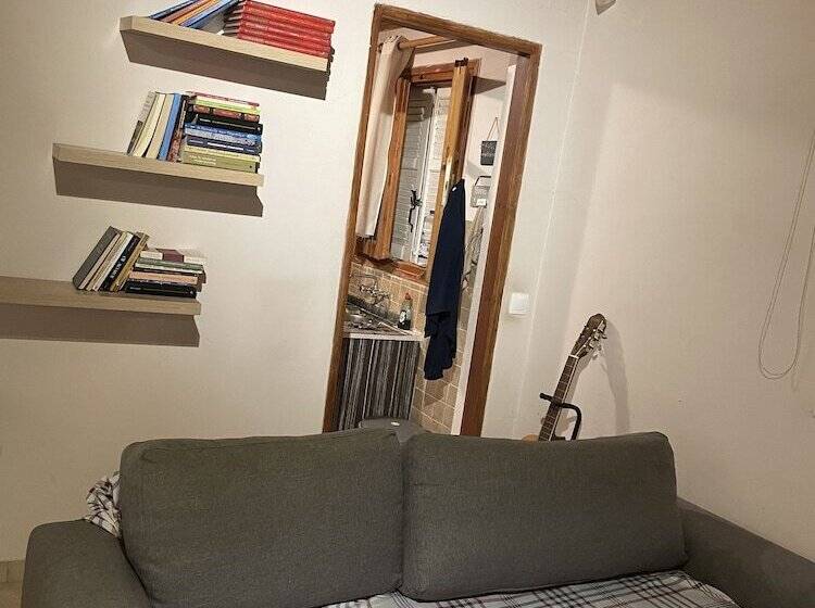 住所  Remarkable 1 Bed House Corfu