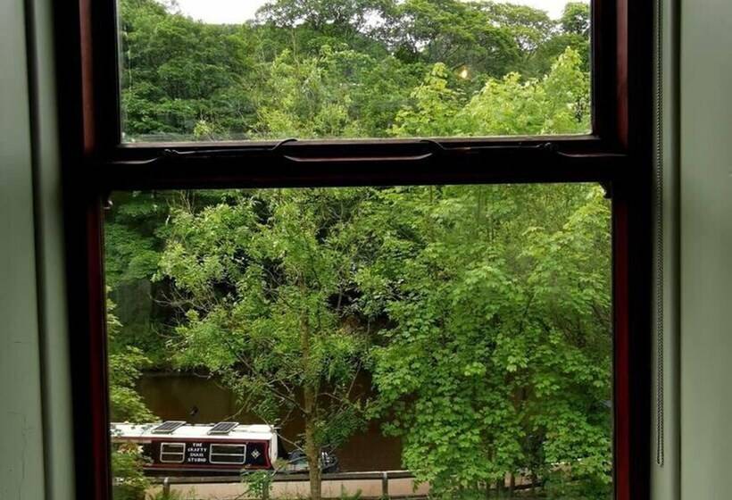 إقامة Spacious Riverside Home, 3 Bedrooms, Hebden Bridge