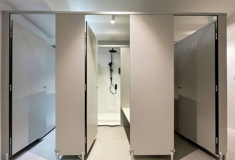 هتل Airone Capsule