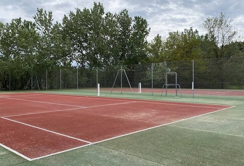 Отель Domaine De La Reynaude