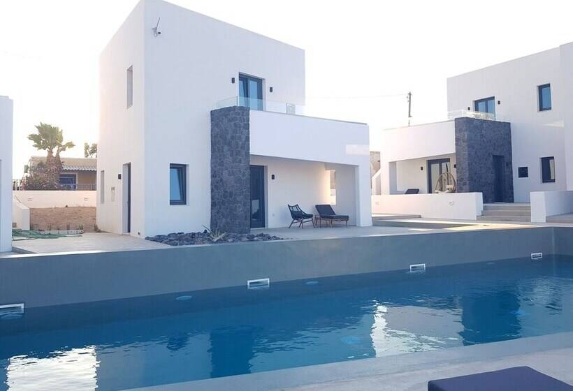 Mylithos Suites