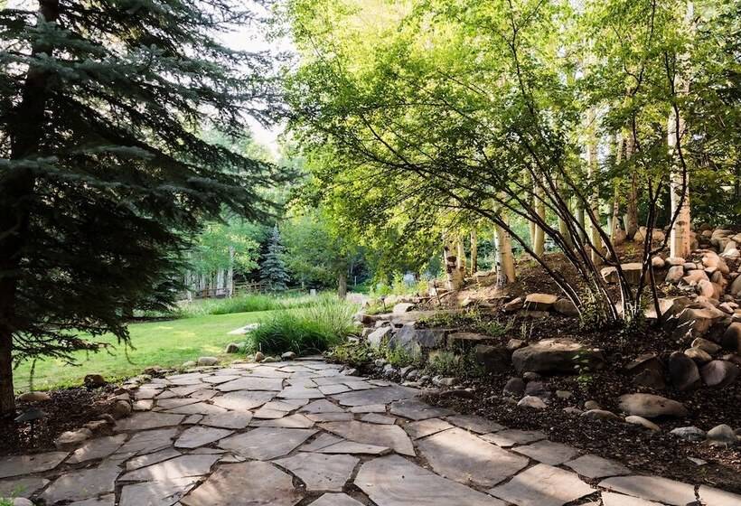 Nightstar By Avantstay Charming Rustic Cabin W/ Large Balcony & Sauna