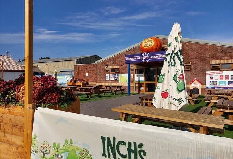 إقامة 95 Holiday Resort Unity 3 Bedrooms Entertainment Passes Included