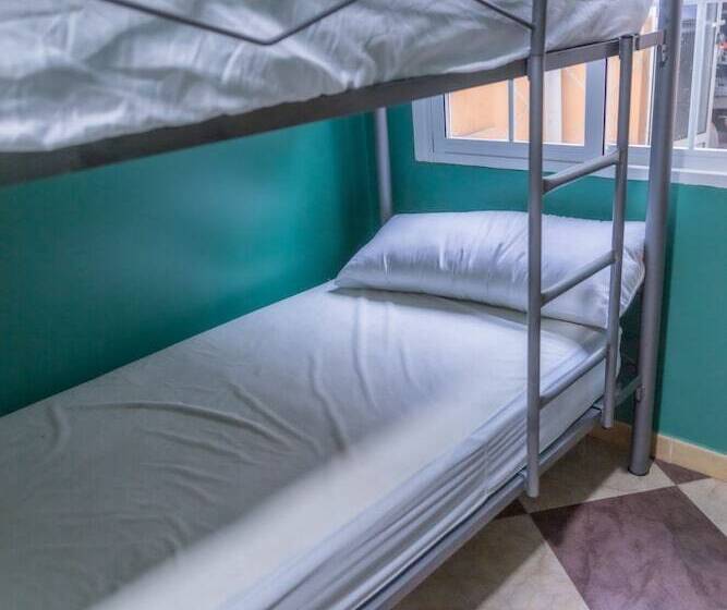 Albergue Rojo Plata By Vivere Stays Hostel