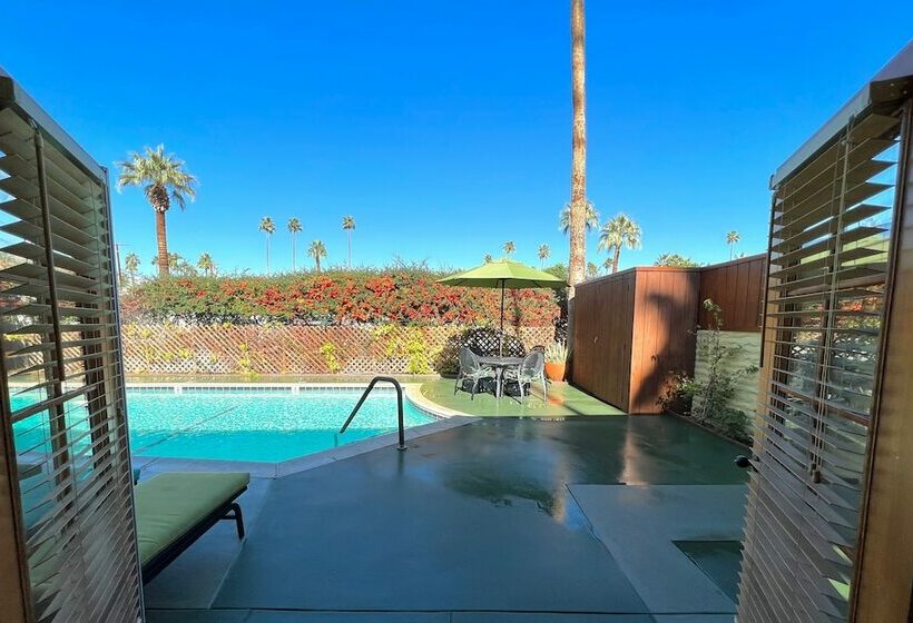 בית מלון כפרי Atrium Palm Springs   Gay Men S Resort