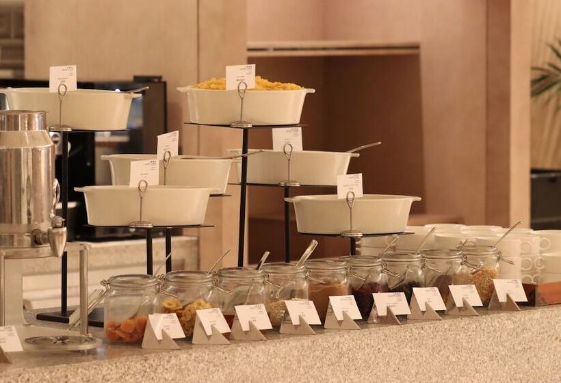 هتل Courtyard By Marriott Changchun