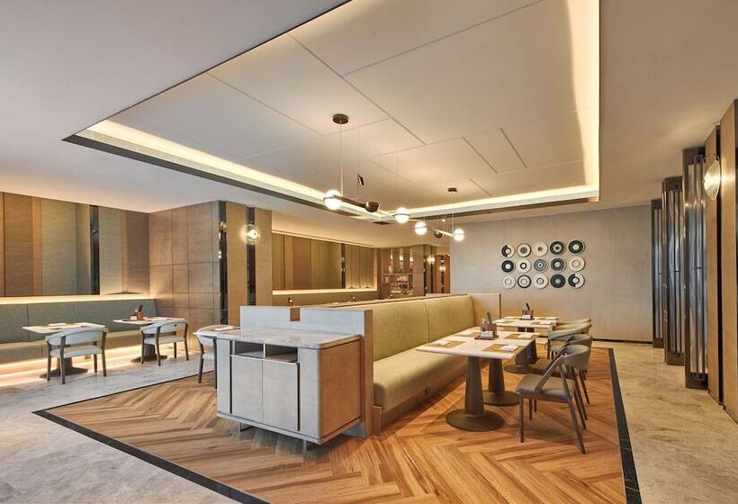 هتل Courtyard By Marriott Changchun