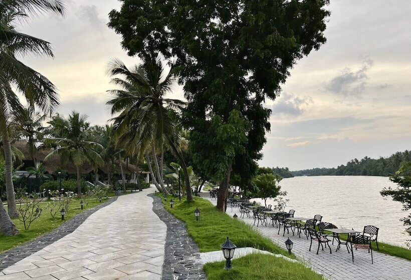 호텔 Lagoon Sarovar Premiere Resort, Pondicherry