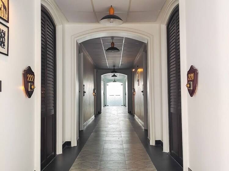 호텔 Lagoon Sarovar Premiere Resort, Pondicherry