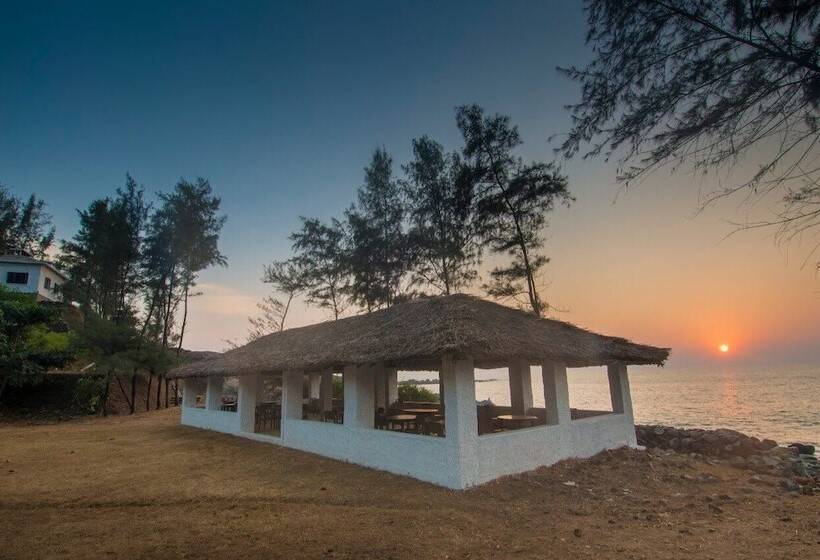 호텔 Red Earth Gokarna