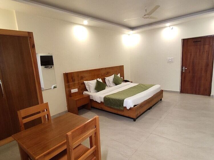 فندق Shivansh Green Resort
