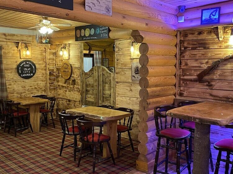 فندق Sundance Lodge