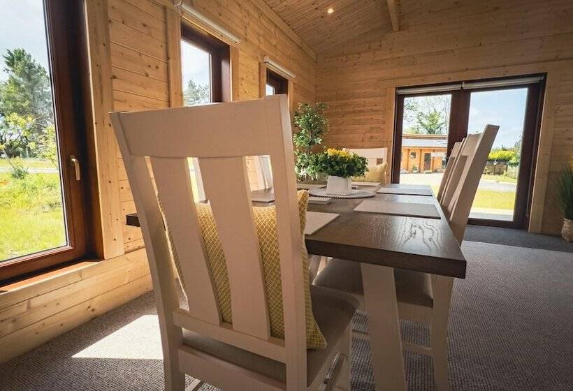 فندق Sundance Lodge