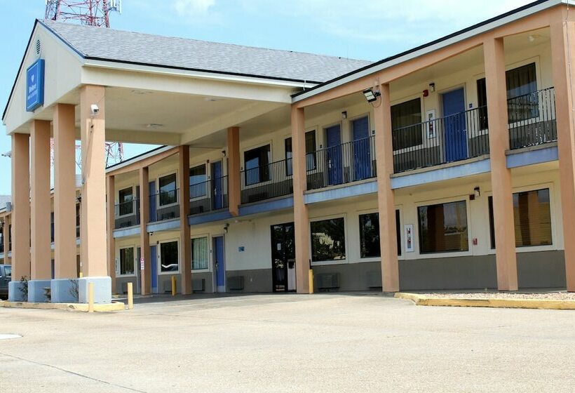 מוטל Deluxe Inn & Suites Morgan City