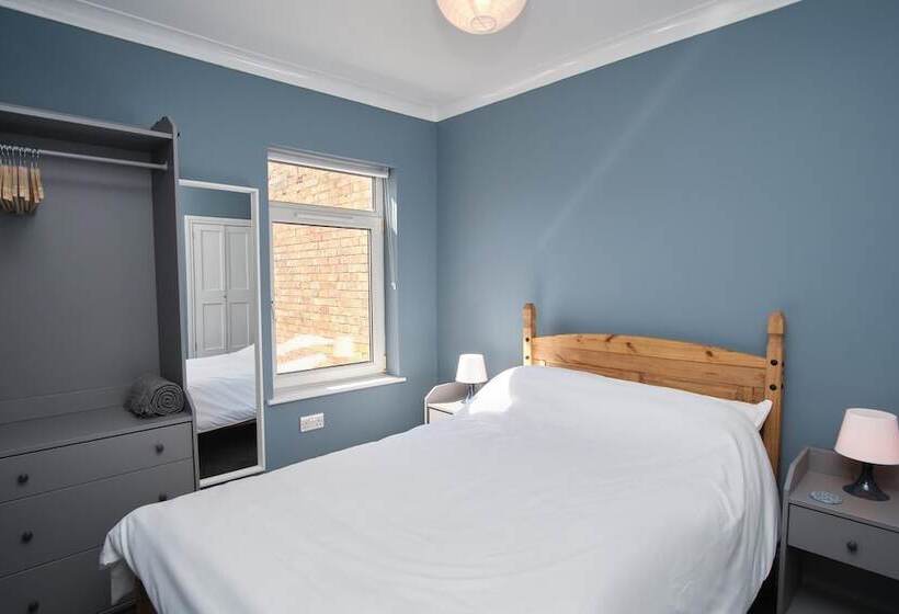 New 2bd Victorian Terraced House Loughborough