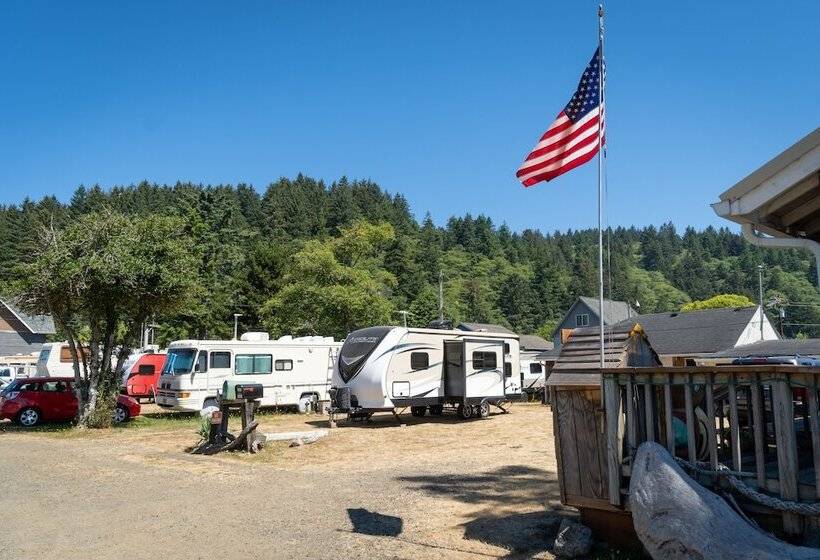 Raines Resort Cabins & Rv