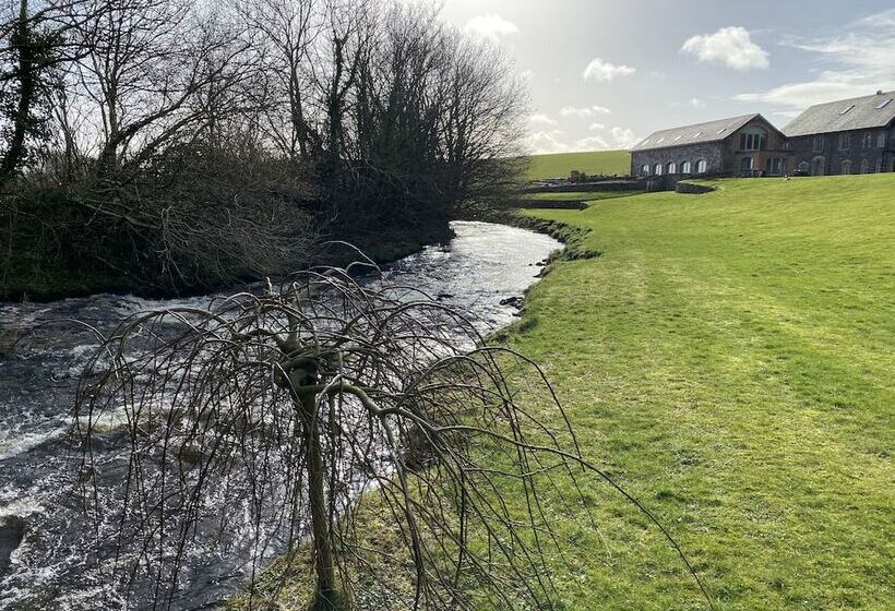The Old Flax Mill