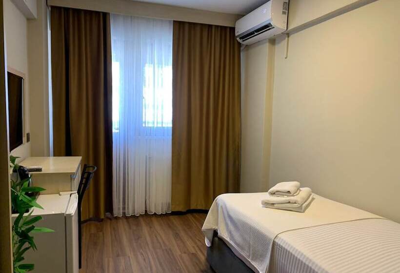 Akcay Zeytin Otel