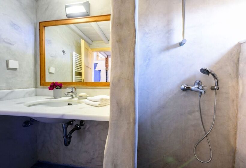 Aria Paros Residence