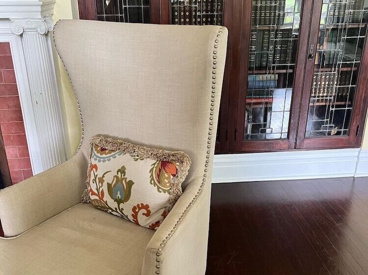مبيت وإفطار Huffman Manor Inn