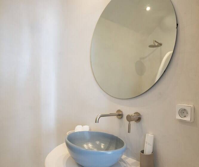 צימר Serendipity Cliffside Villa & Suites