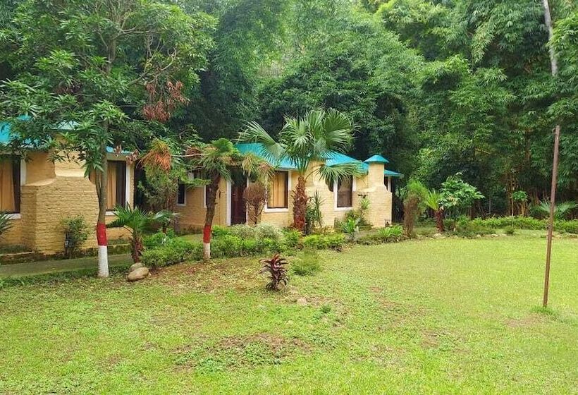 ホテル Corbett Tiger Tejomaya Resort