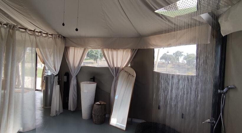 בית מלון כפרי El Toril Glamping Experience