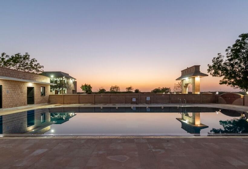 فندق Kurja Resort